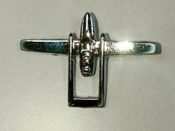 Silver Aircraft Lapel Pin Aviation Airplane Brooch with Cockpit Detail for PilotsAviation Professionals