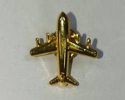 Gold Commercial Airliner Lapel Pin Premium Aviation Airplane Brooch Pin for Airline PilotsAviation Professionals