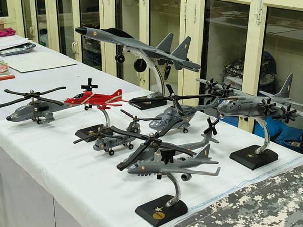 IAF Collection AWACS Apache Chinook Su 30MKISurya Kiran